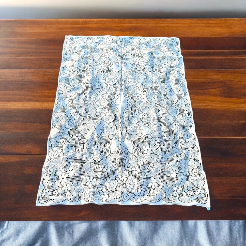 Vtg Made in Greece Formal White Floral & Geometric Lacework Tablecloth 48”x66”